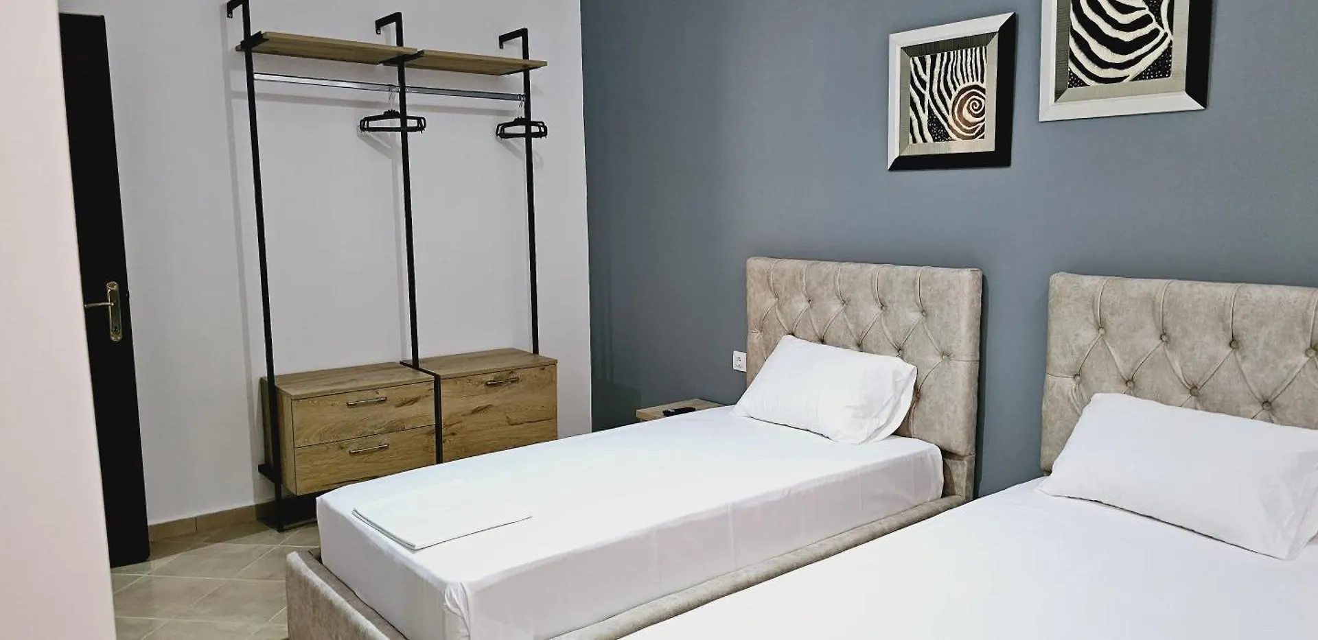 Skapeta Apartments Sarande