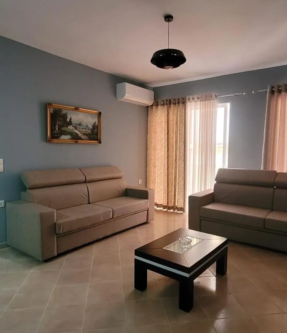 Skapeta Apartments Саранда