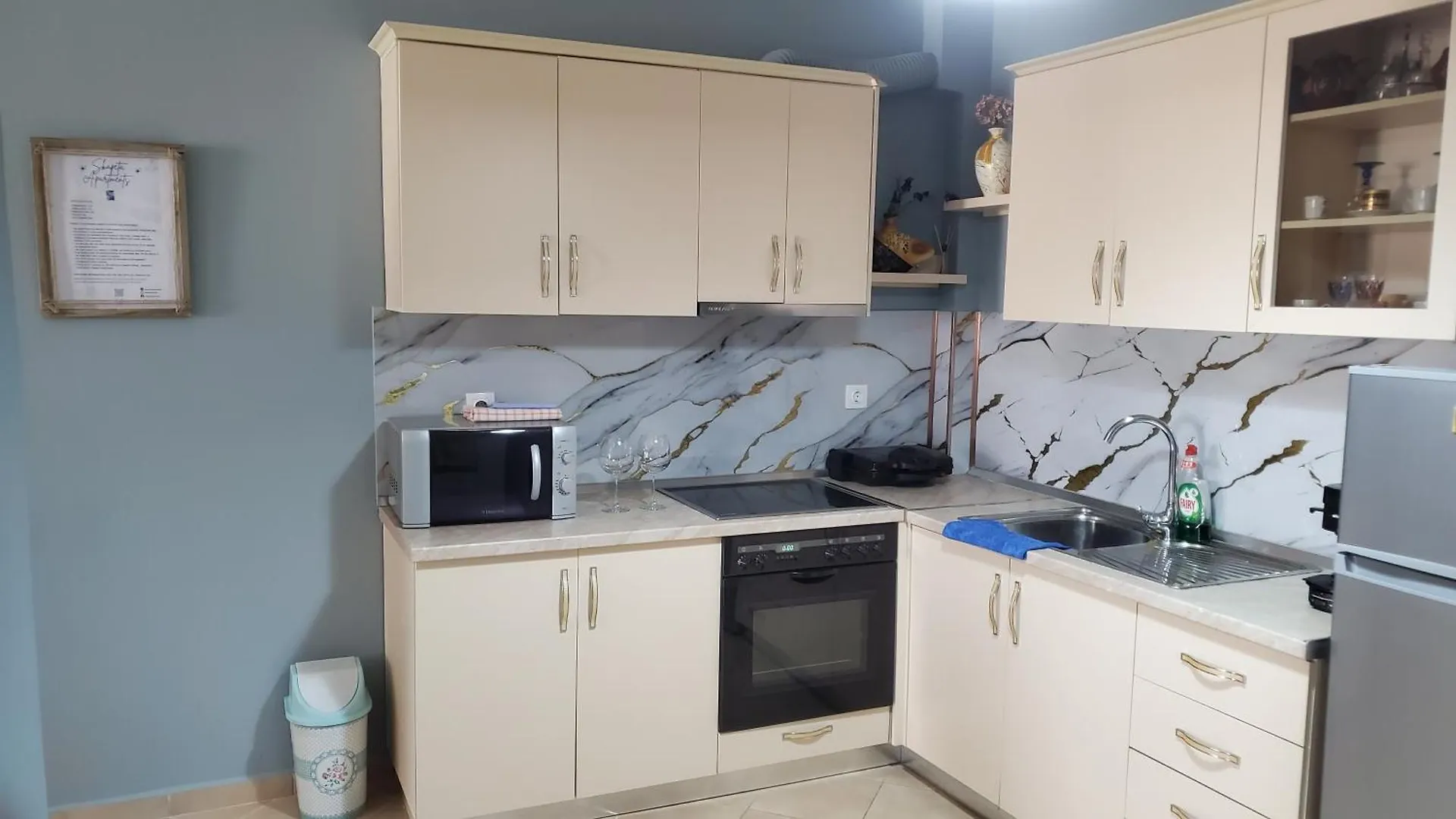 Skapeta Apartments Sarandë
