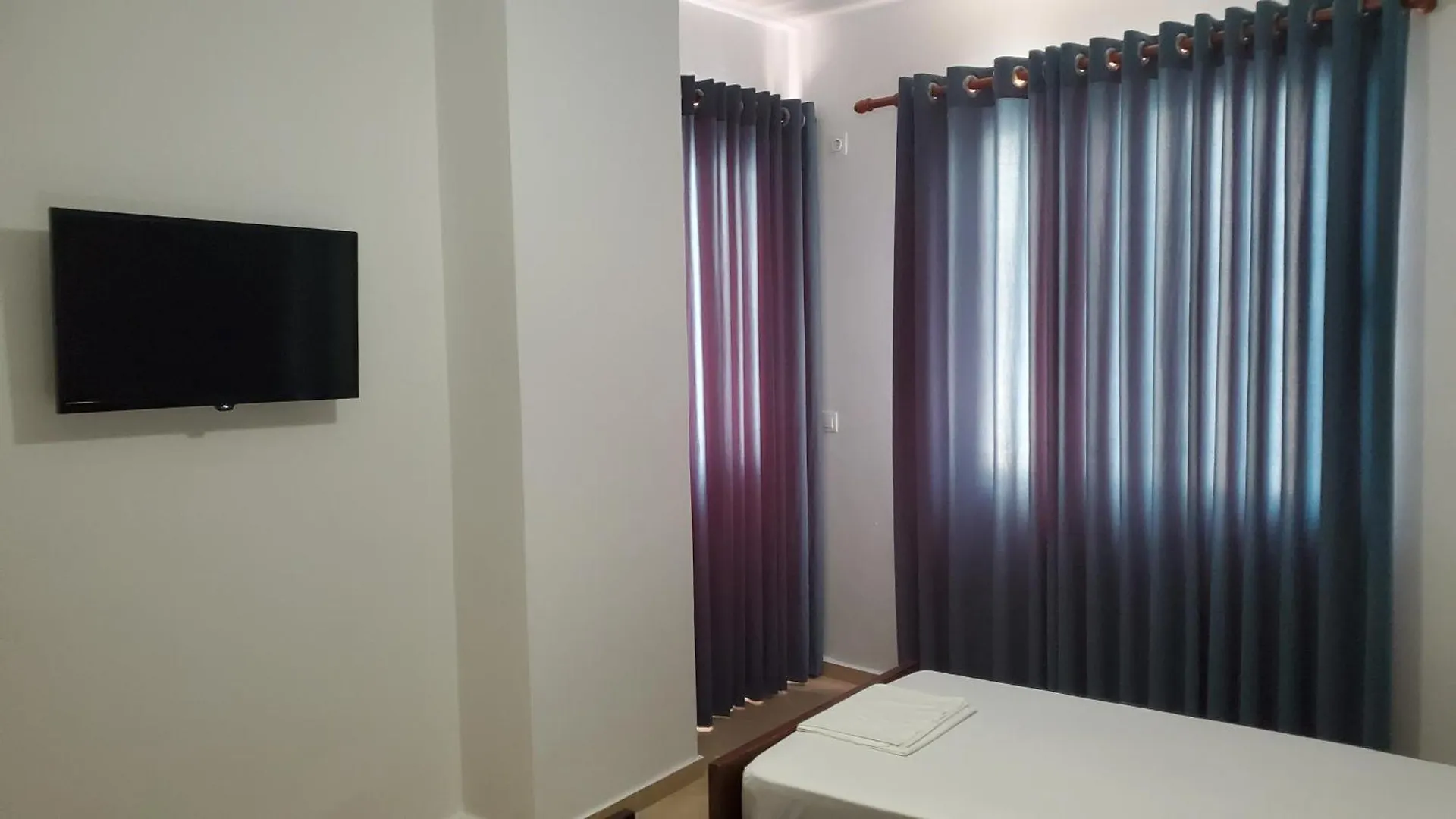 Skapeta Apartments Саранда 0*,  Албания