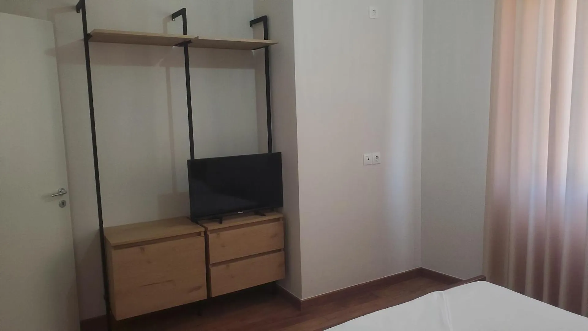 Skapeta Apartments Sarande