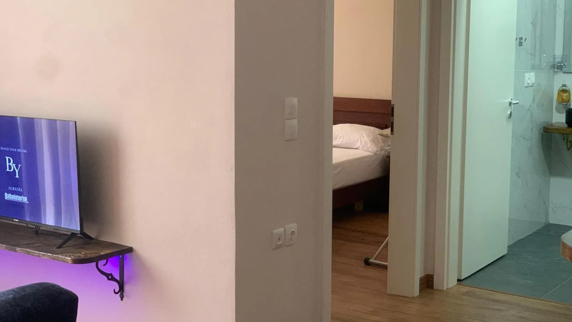 Skapeta Apartments Sarande 0*,  Albania